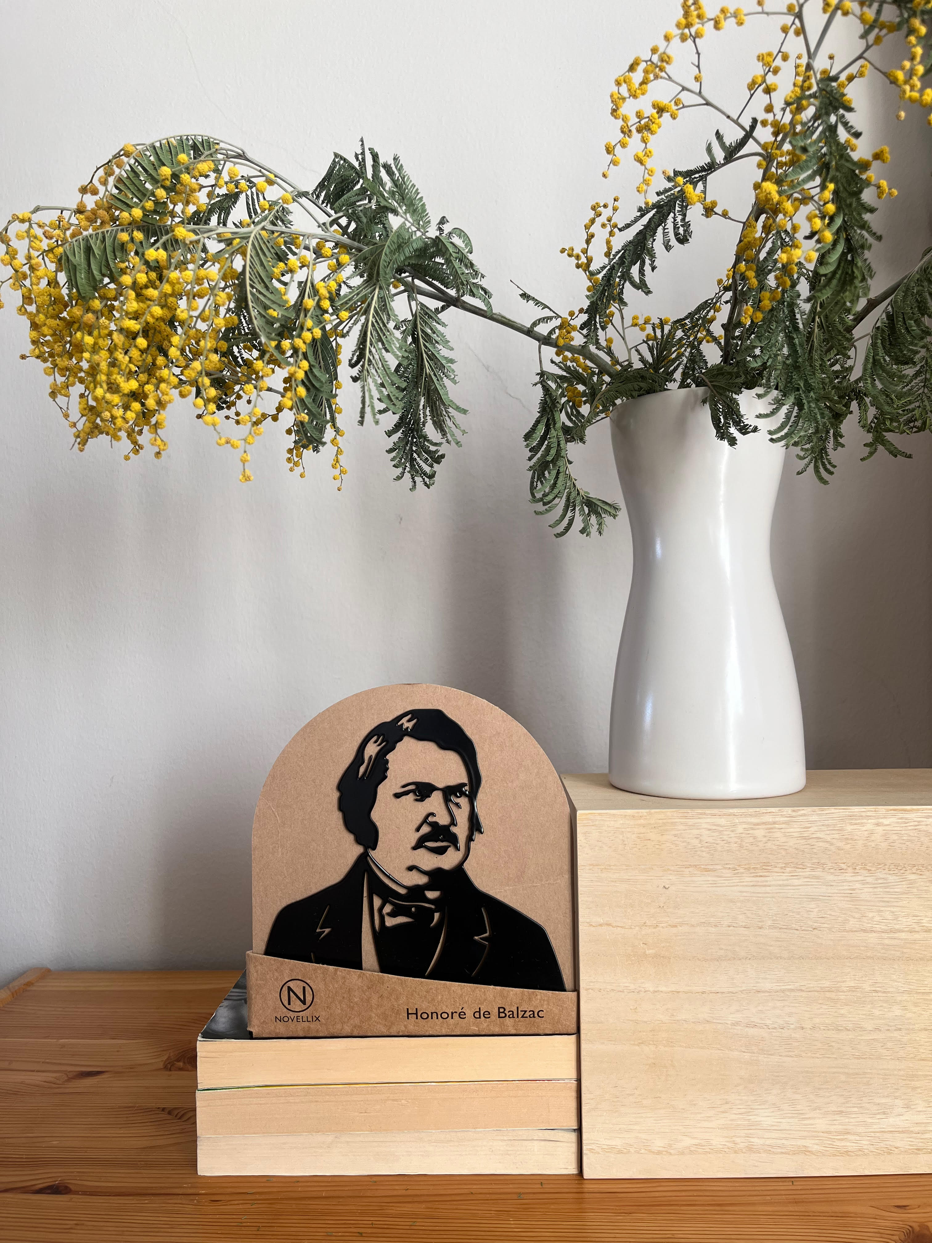 Serre-livre en métal Honoré de Balzac